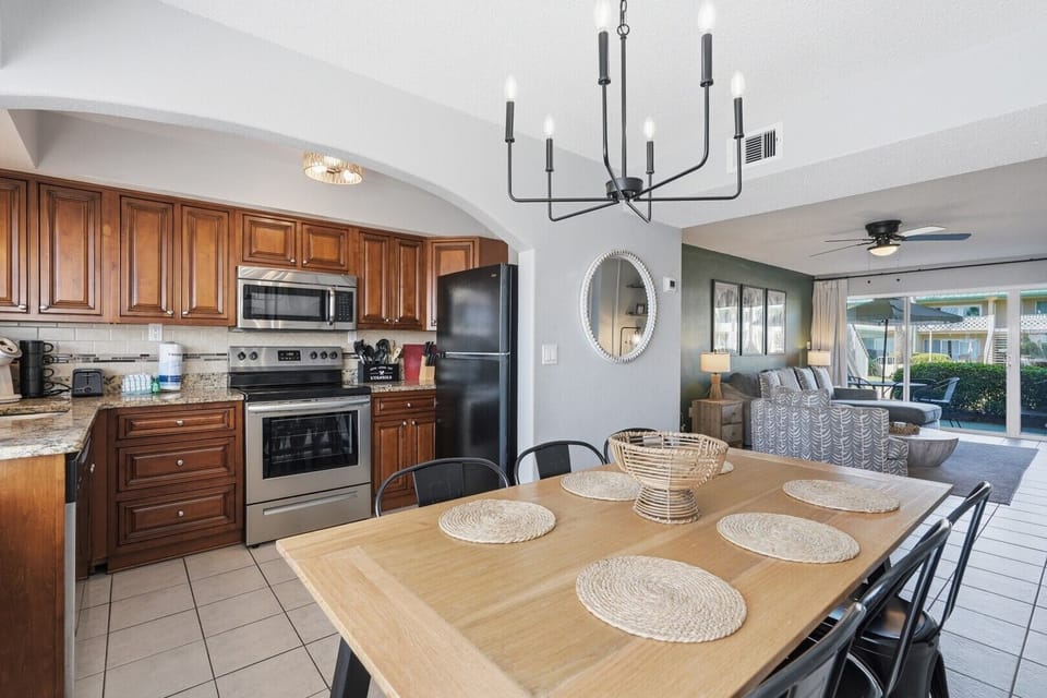 Dining Room and Kitchen