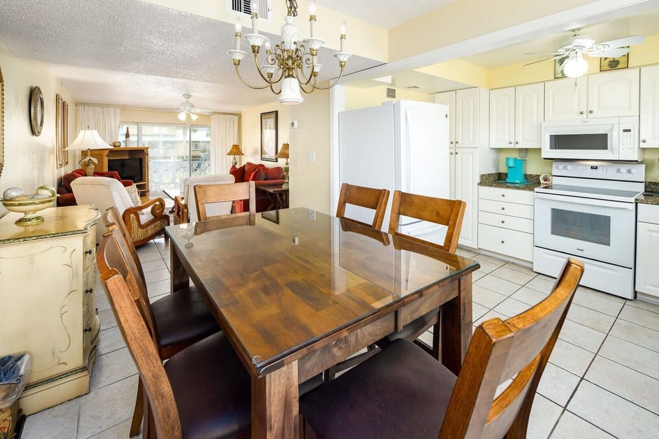 Dining Room and Kitchen