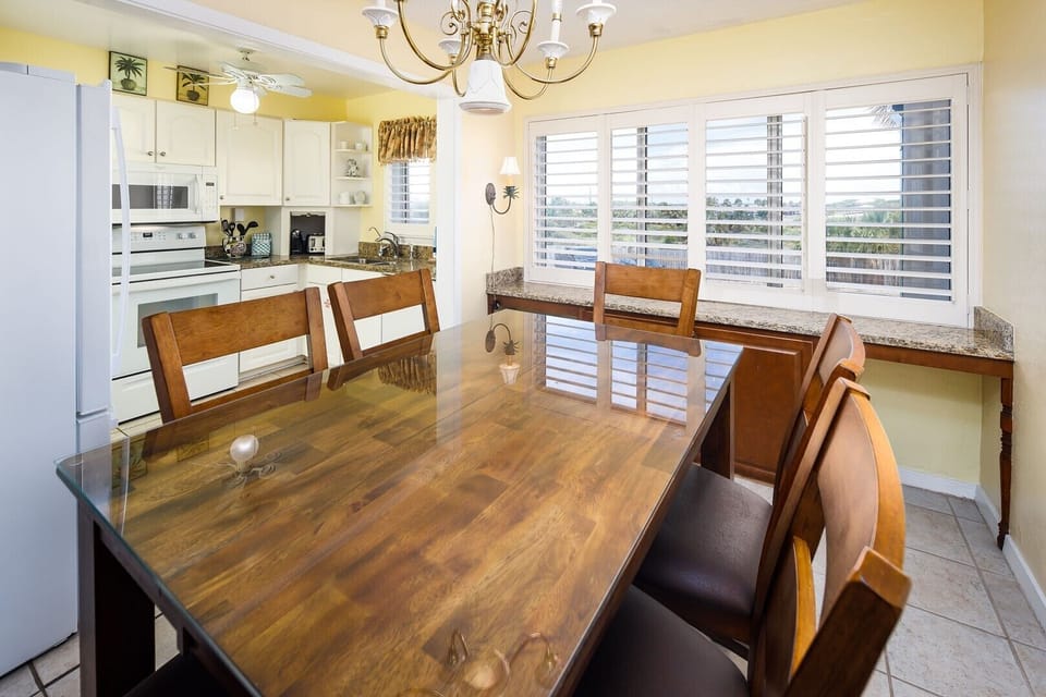 Dining Room and Kitchen
