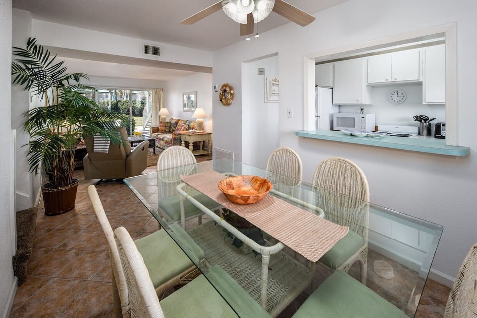 Dining Room and Kitchen