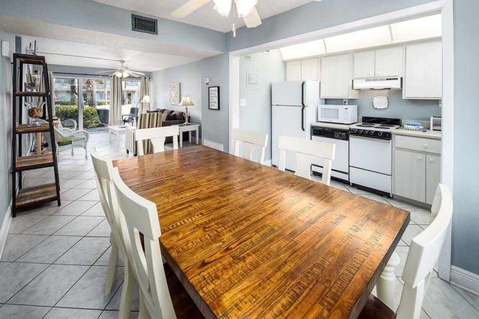 Dining Room and Kitchen