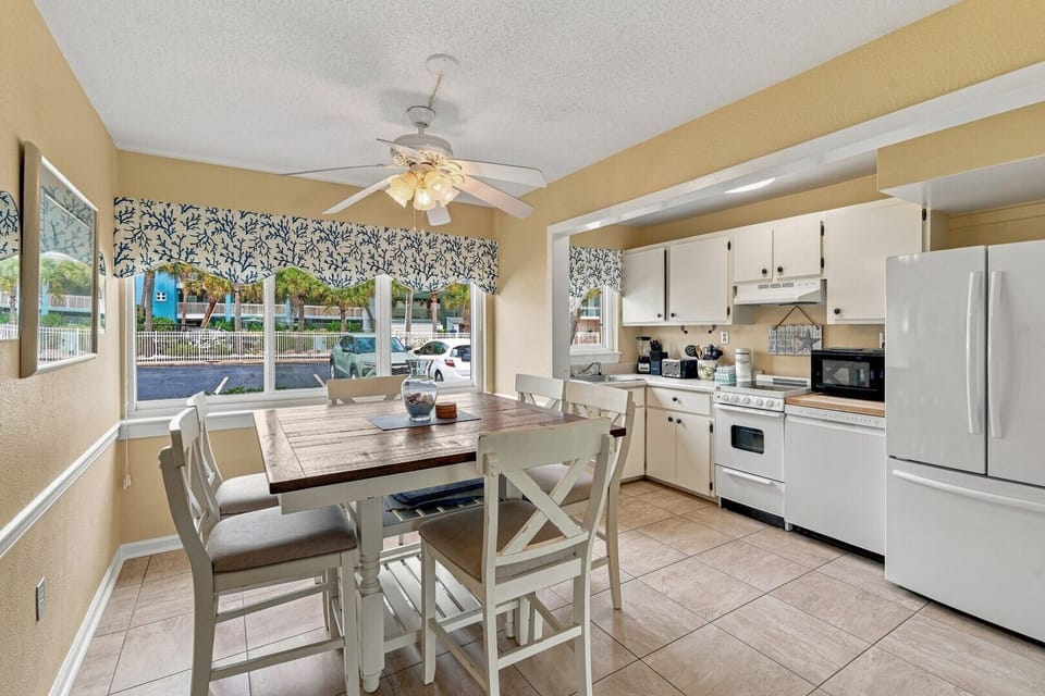 Dining Room and Kitchen