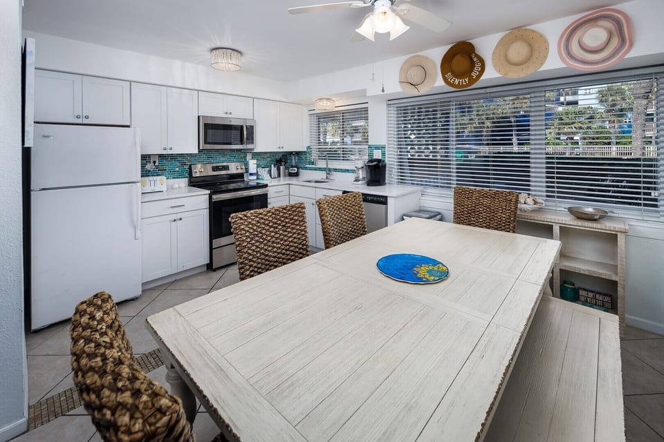 Dining Room and Kitchen