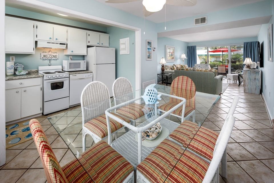 Dining Room and Kitchen