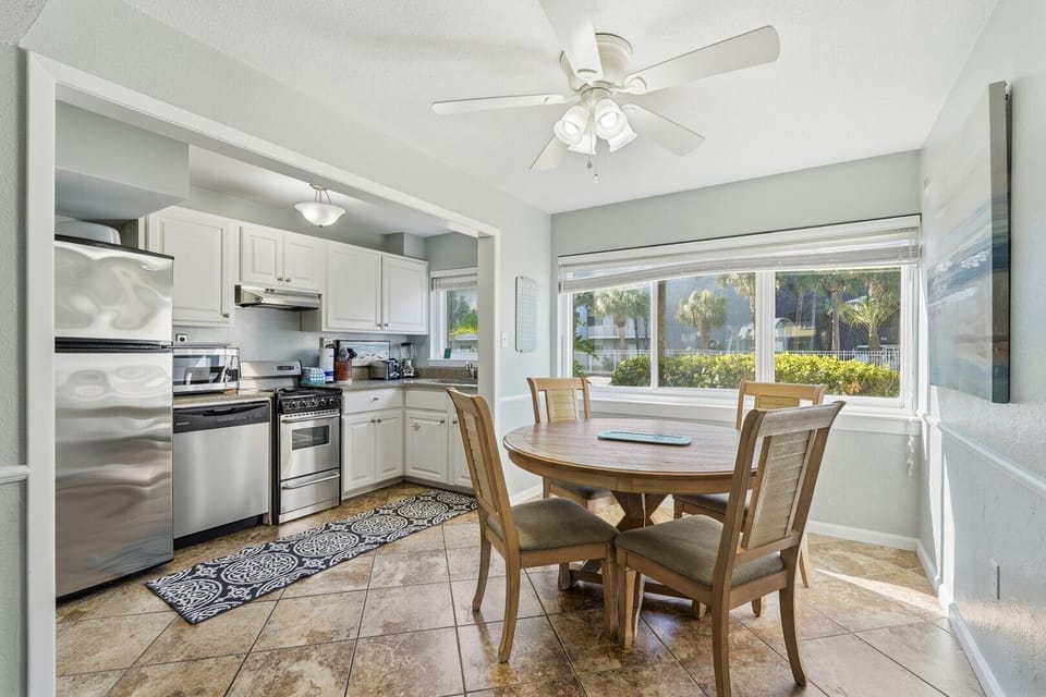 Dining Room and Kitchen