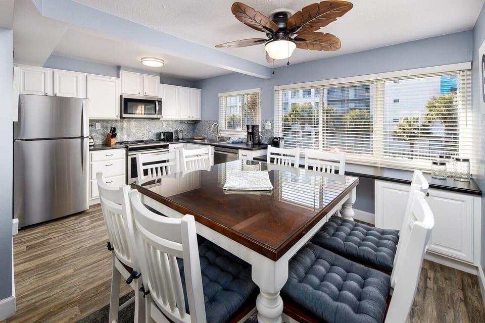 Dining Room and Kitchen