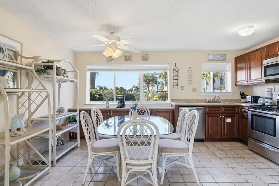 Dining Room and Kitchen