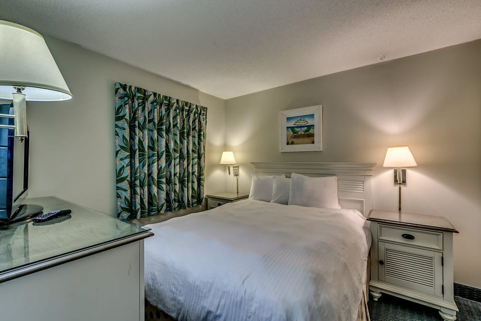 Third bedroom with Queen 