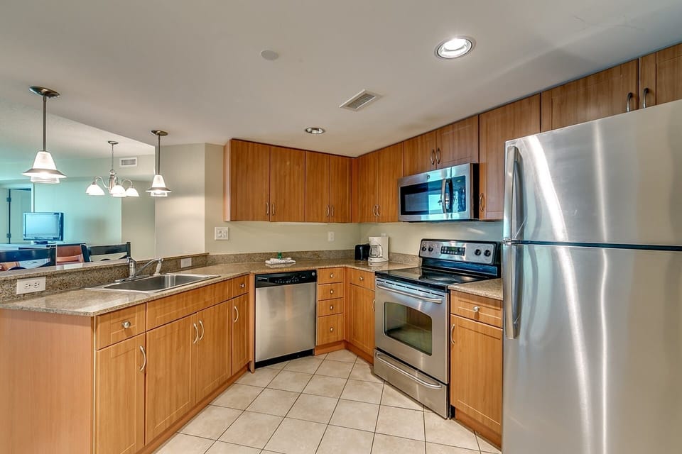 Fully equipped kitchen 