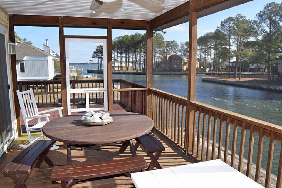 Screened in Porch