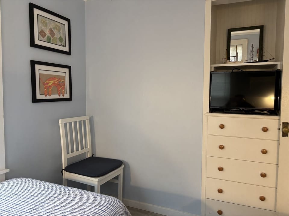 First floor bedroom 2