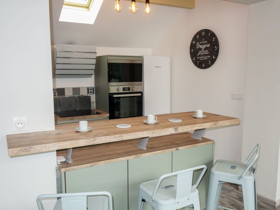 Furniture, Property, Table, Building, Cabinetry, Wood, Kitchen, Chair, Interior Design, House