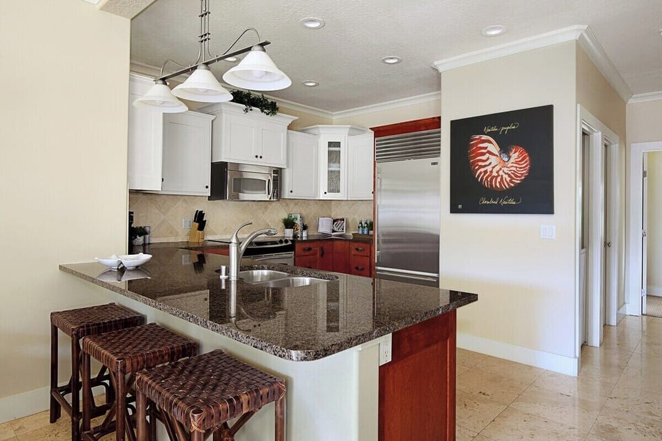 Regency Villas 111 Kitchen