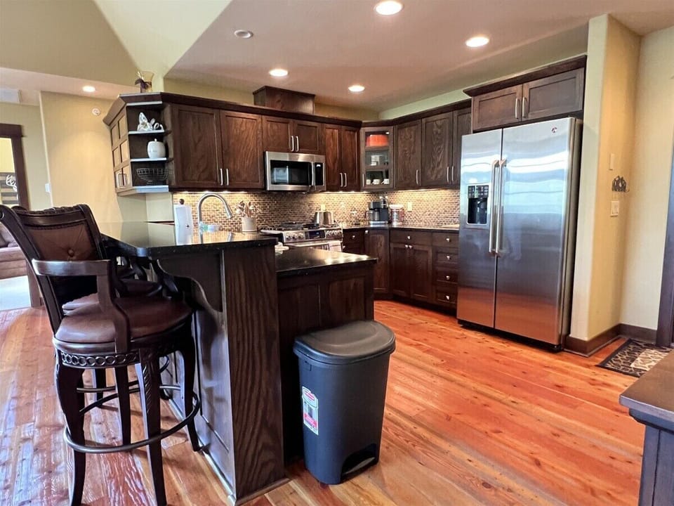 Newer appliances to making cooking at the condo a breeze