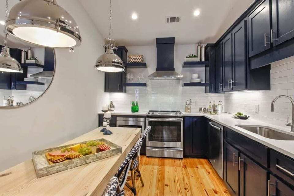 Open Concept Chef's Kitchen | Fully Stocked | Island Seating | Second Floor
