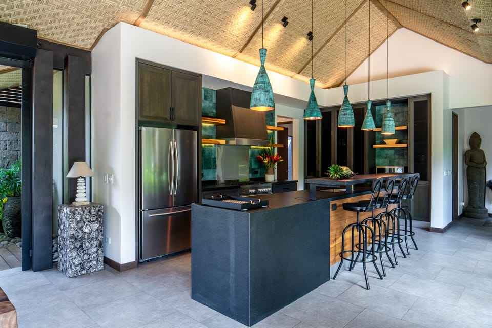 From big meals to quick bites, this kitchen fits all your needs.