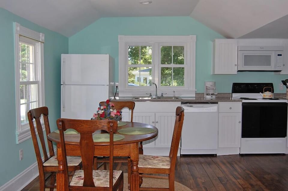 Kitchen with small Dining Area