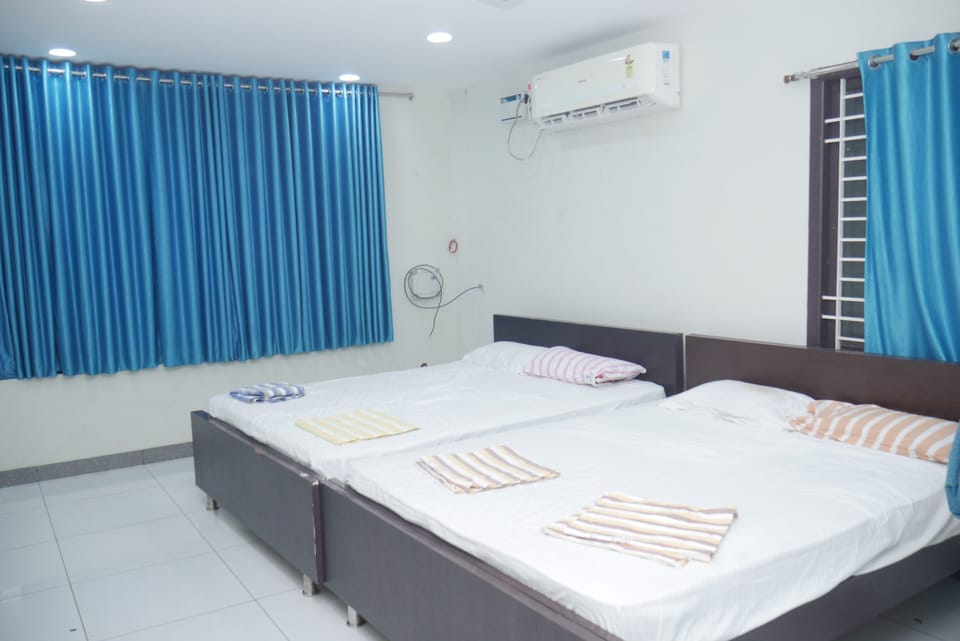 Desk, bed sheets