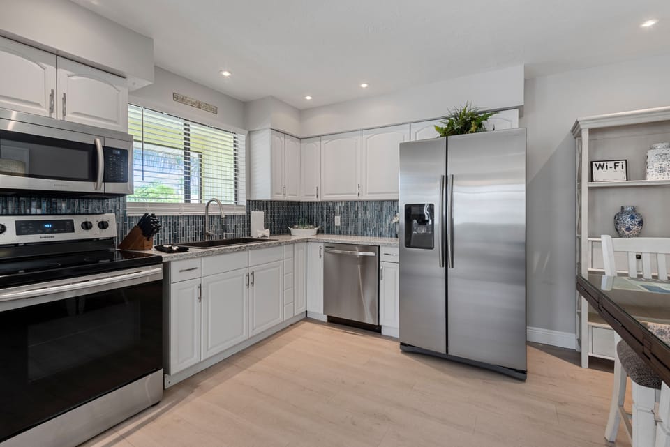 Kitchen (2)