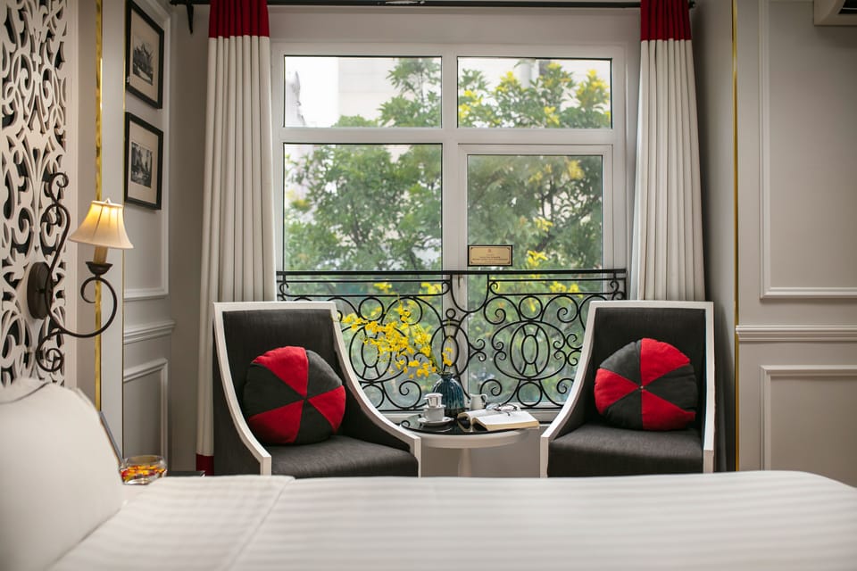 Junior Double Room, City View | Minibar, in-room safe, soundproofing, rollaway beds