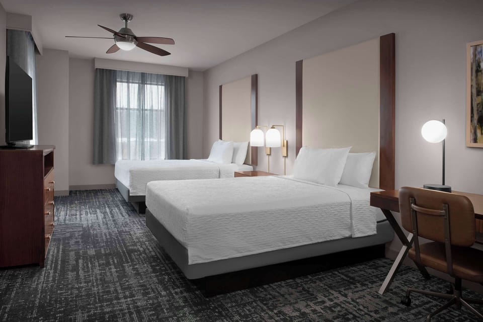 In-room safe, free cribs/infant beds, free WiFi, bed sheets