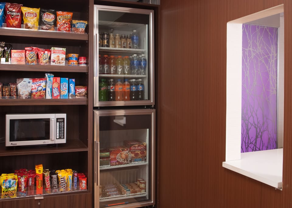 Snack bar
