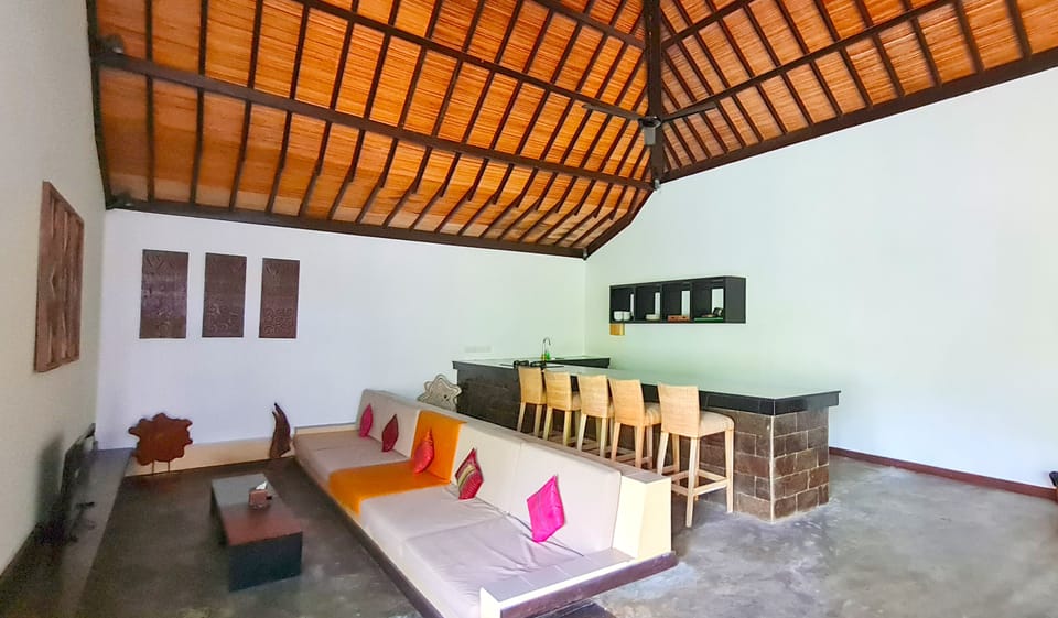 Family Villa, 4 Bedrooms, Private Pool | Living room | 43-inch Smart TV with digital channels, TV, Netflix