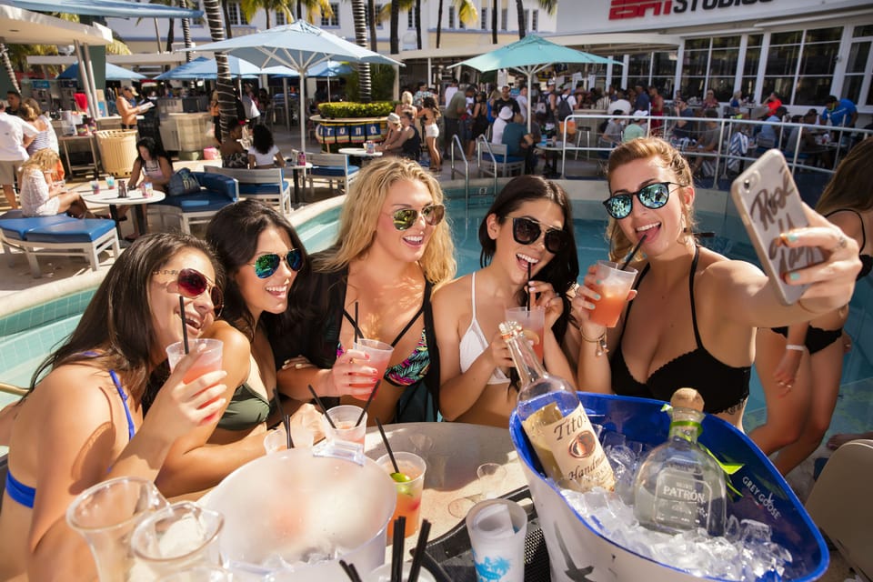 Clevelander Hotel – Adults Only Hotel in Flamingo Lummus