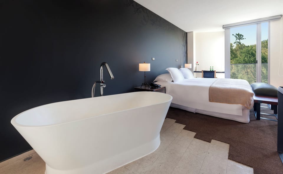 Junior Room | Premium bedding, minibar, in-room safe, desk