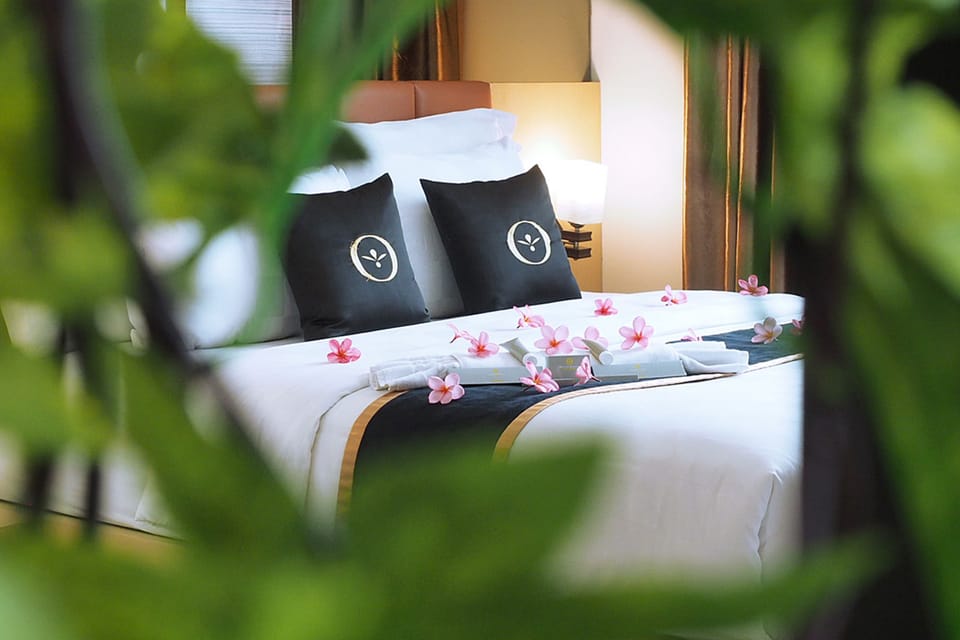 Premium bedding, in-room safe, desk, rollaway beds (surcharge)