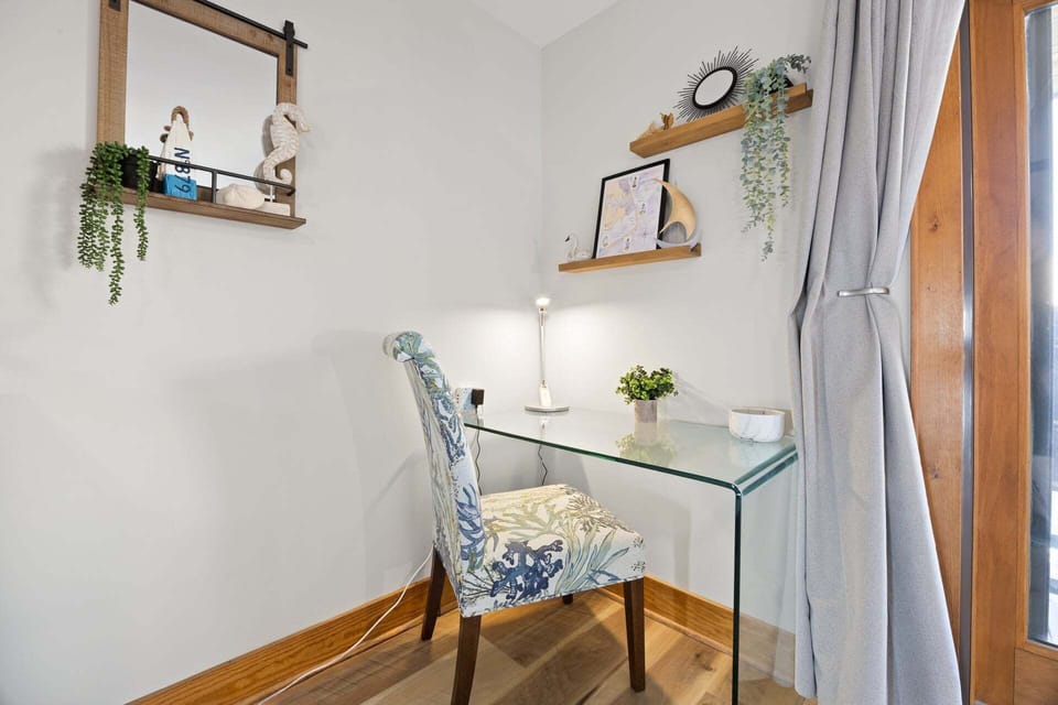 Relax in the spacious King Master with private ocean-view deck access and an upgraded ensuite bathroom.