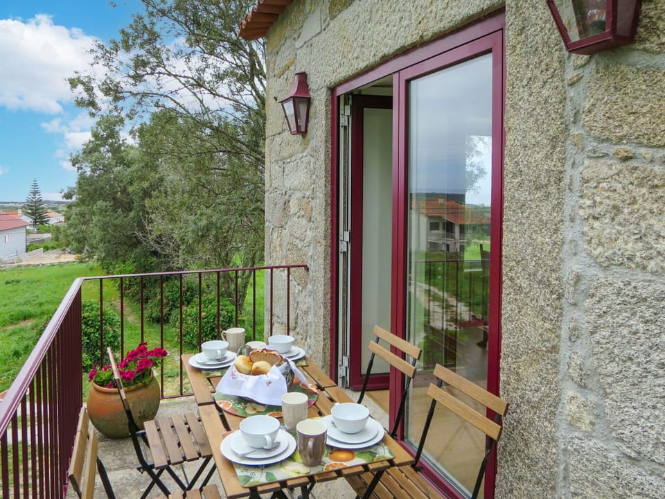 Table, Furniture, Plant, Building, Window, Chair, Cloud, Interior Design, Tableware, Sky