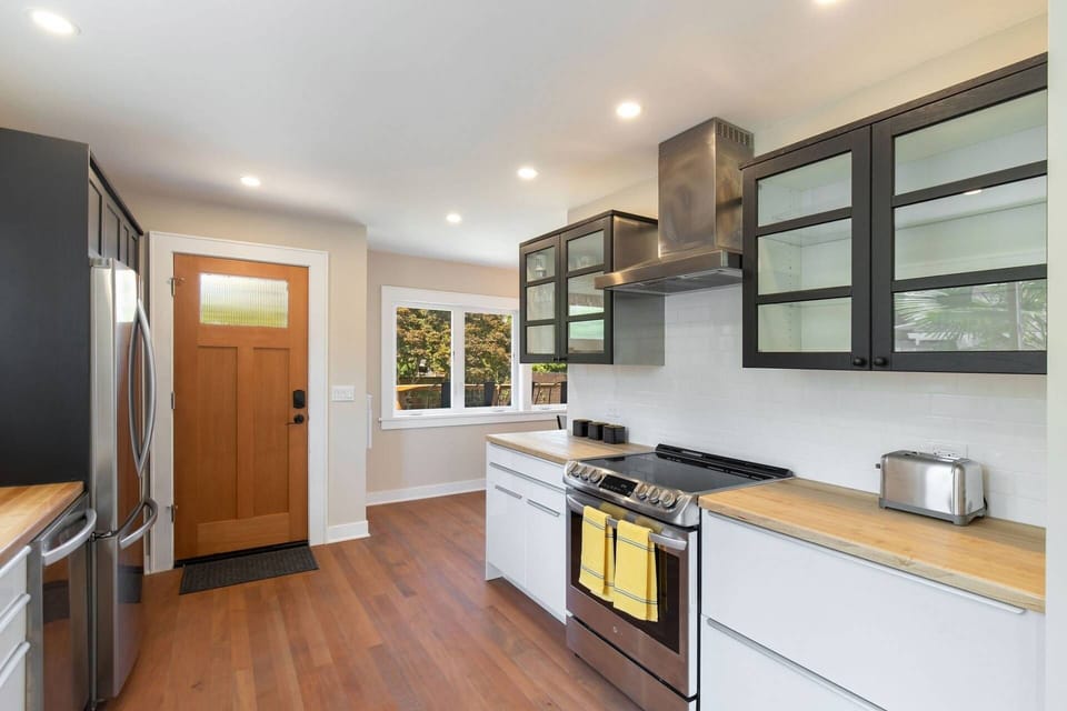 imagine cooking on this beautiful electric cooktop