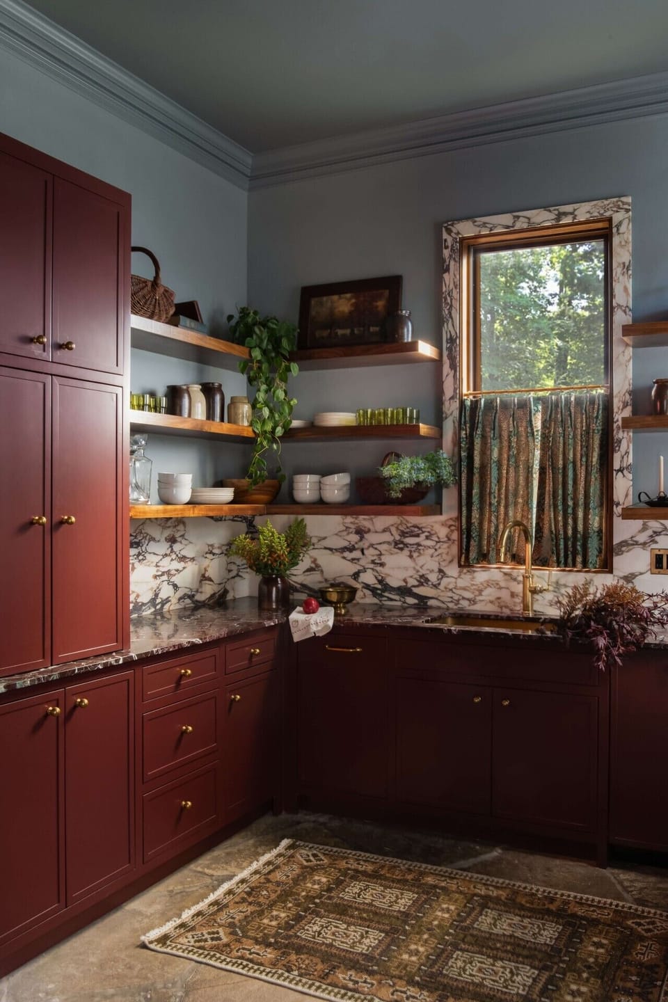 02 - Kitchen with Open Shelving