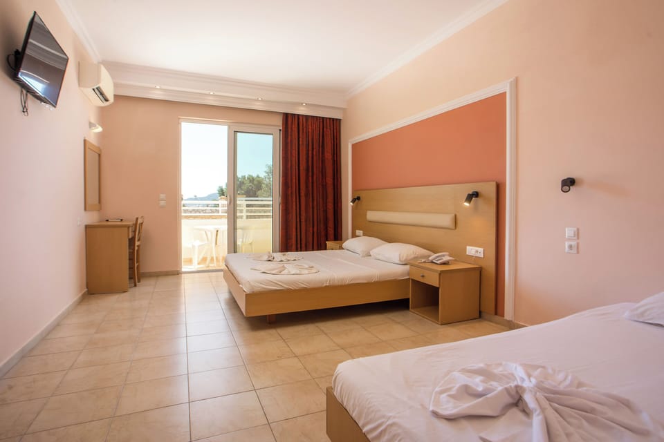 Basic Double or Twin Room | Blackout drapes, iron/ironing board, free WiFi, bed sheets