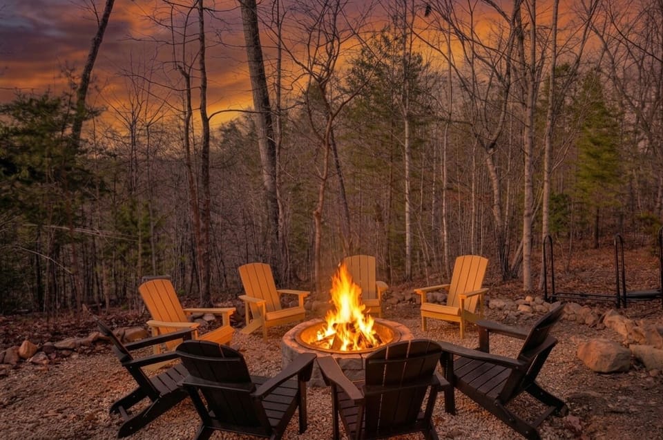 "Outdoorsy dream! Peaceful firepit, glowing woods, and 10/10 family stories."