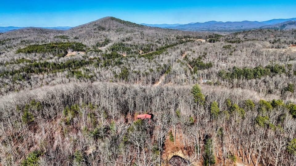 As advertised! Great secluded spot near Blue Ridge and Blairsville. Stay again!