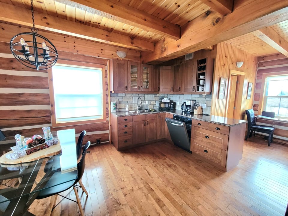Kitchen Full Of Everything you need