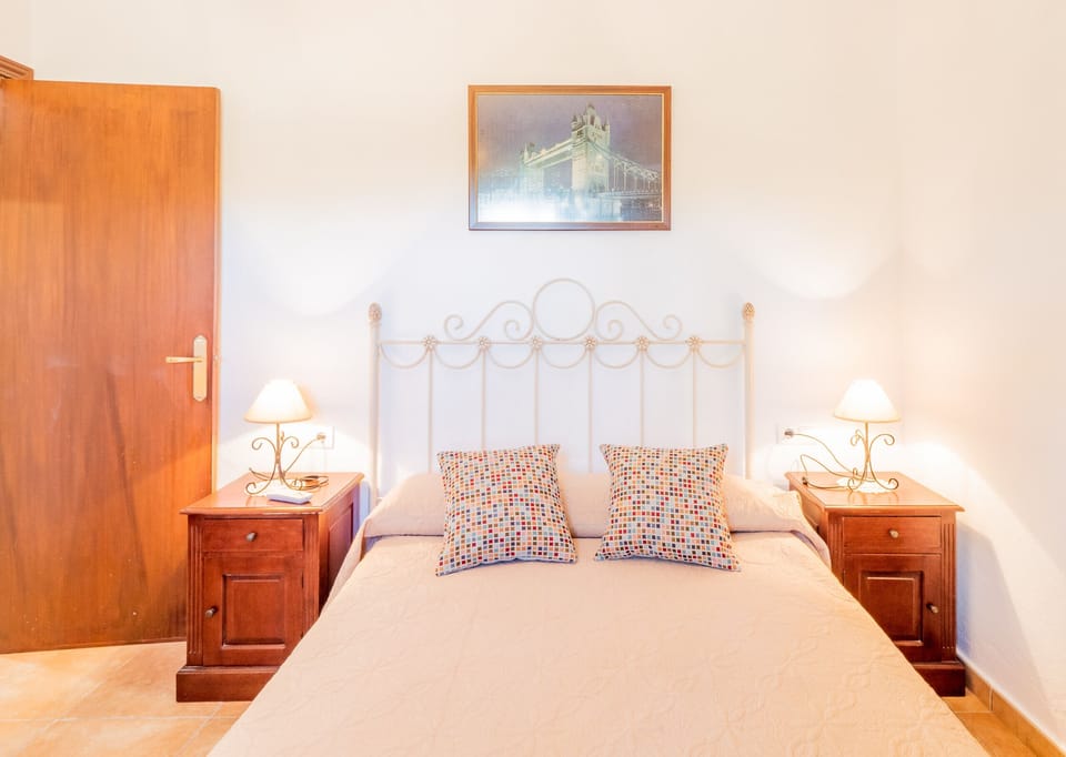 Enjoy the bedroom of this rural house in Alhaurín el Grande