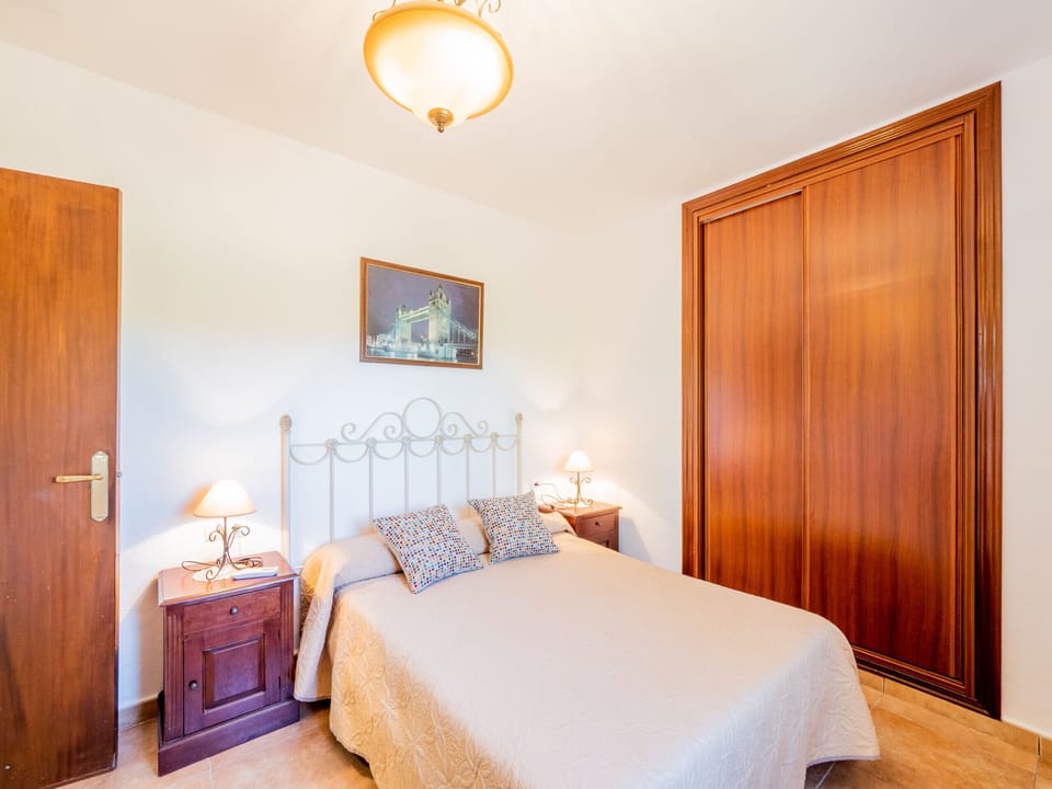 Enjoy the bedroom of this rural house in Alhaurín el Grande