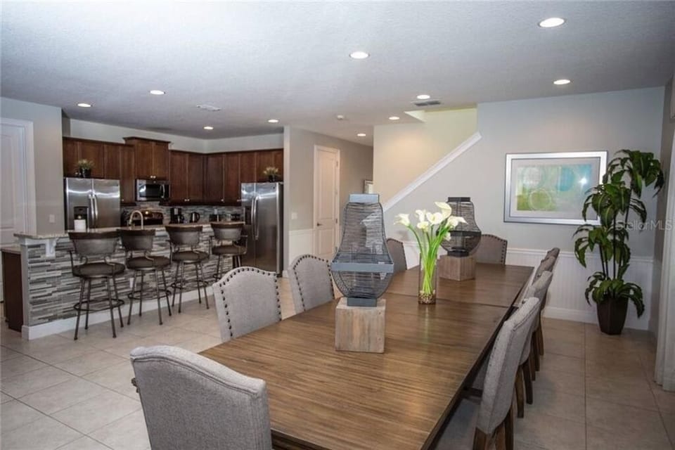 Kitchen and Dining 