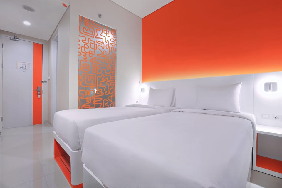 In-room safe, iron/ironing board, free WiFi, bed sheets