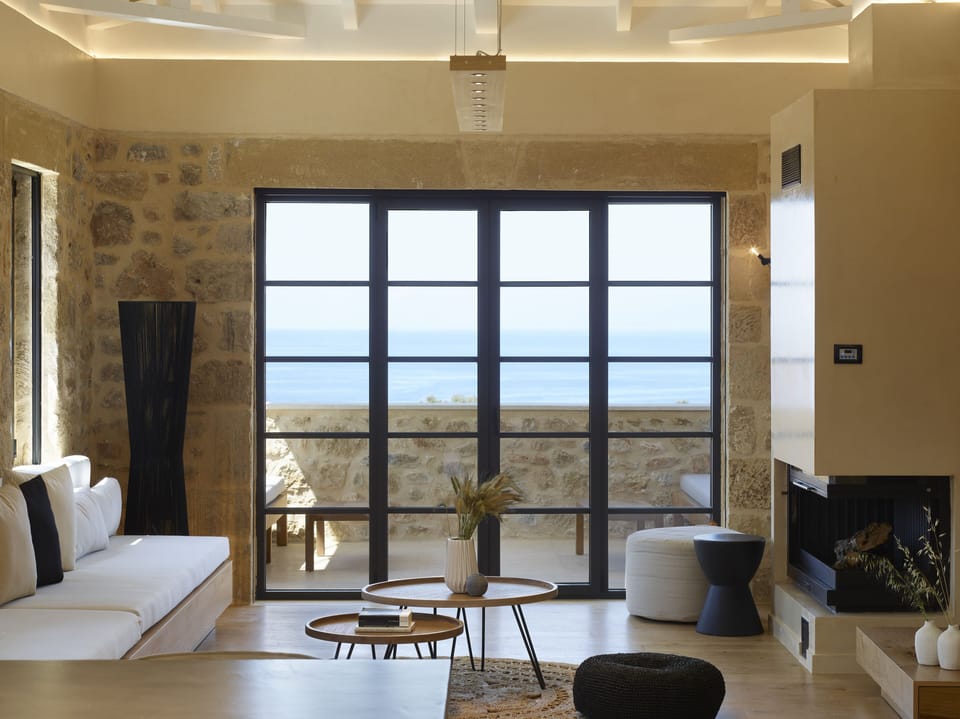 Deluxe Villa | Living area | 50-inch Smart TV with digital channels, TV, Netflix
