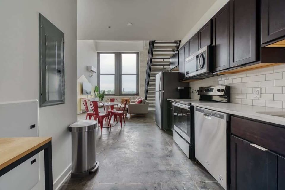 Spacious kitchen area