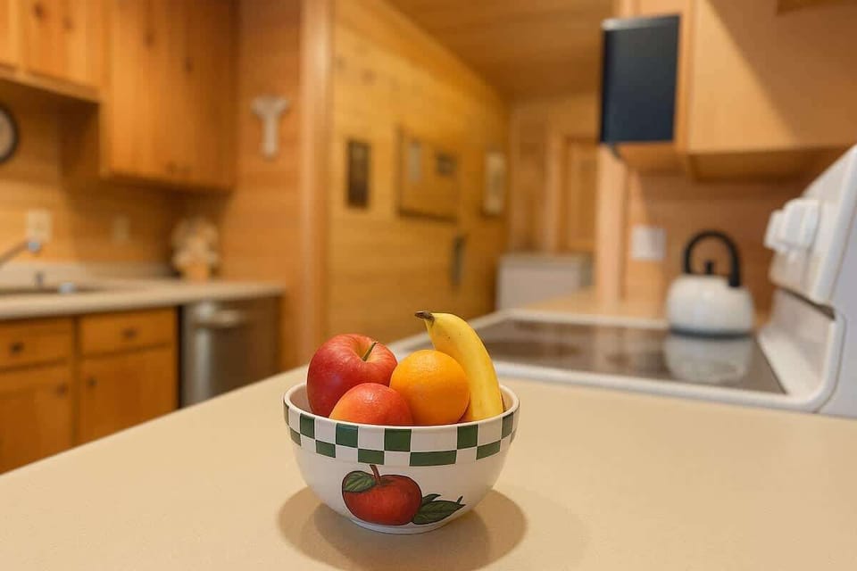 Fruit bowl overlooking the galley kitchen.