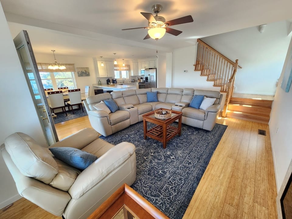 Sunset View - Living Room