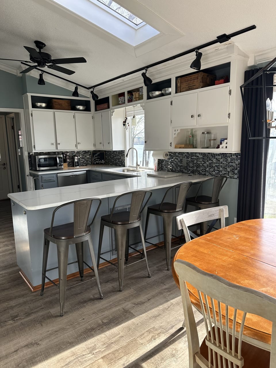 Kitchen (Main Level)