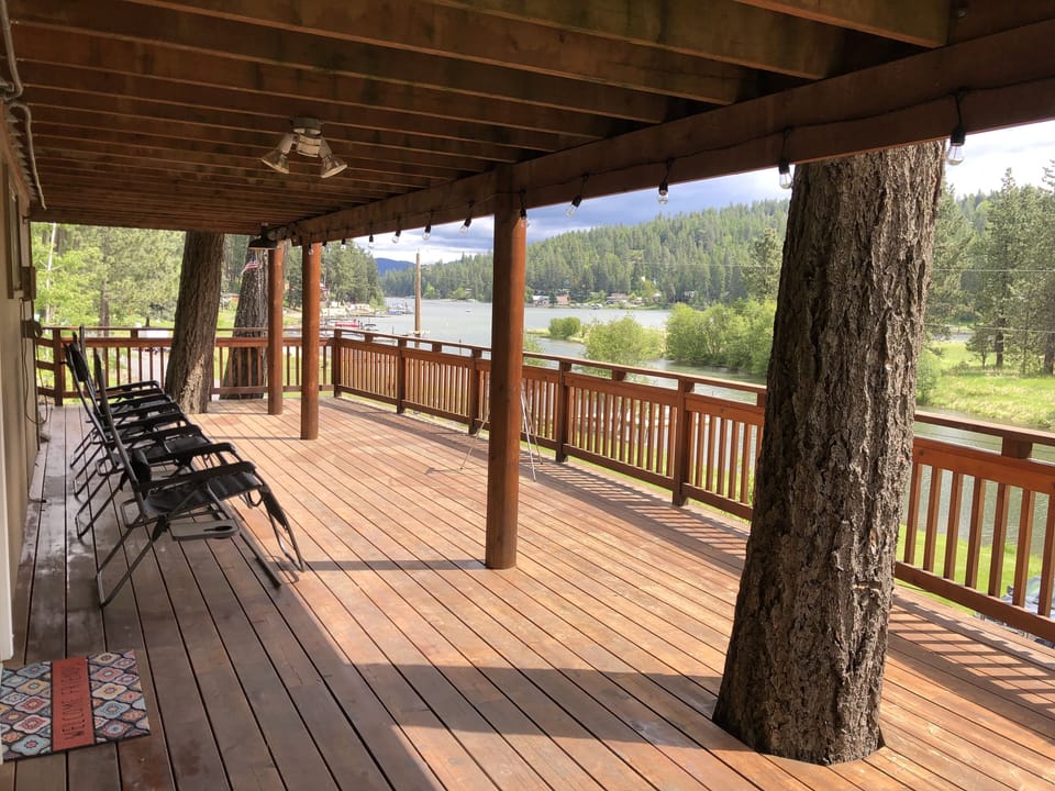 Lower deck (off of bunk room)