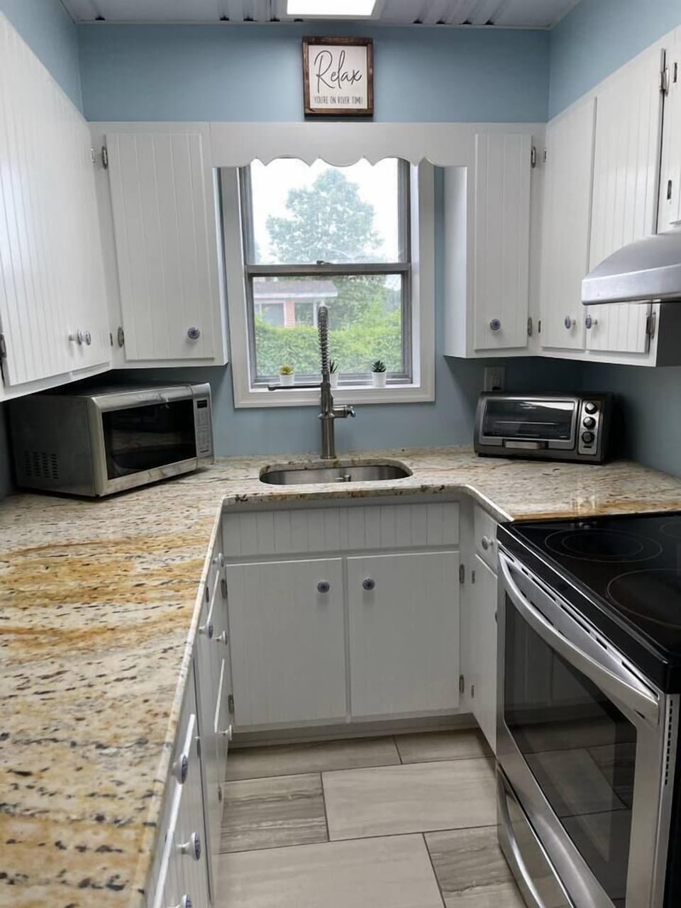 Kitchen (2)