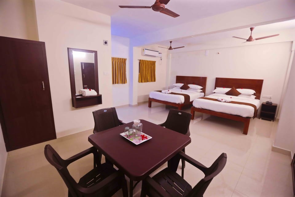 Superior Quadruple Room | Egyptian cotton sheets, premium bedding, free rollaway beds, free WiFi